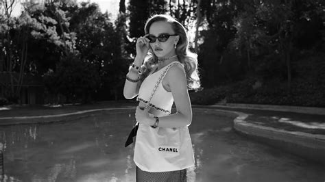 lily rose deep chanel bag|lily rose depp 22 bag.